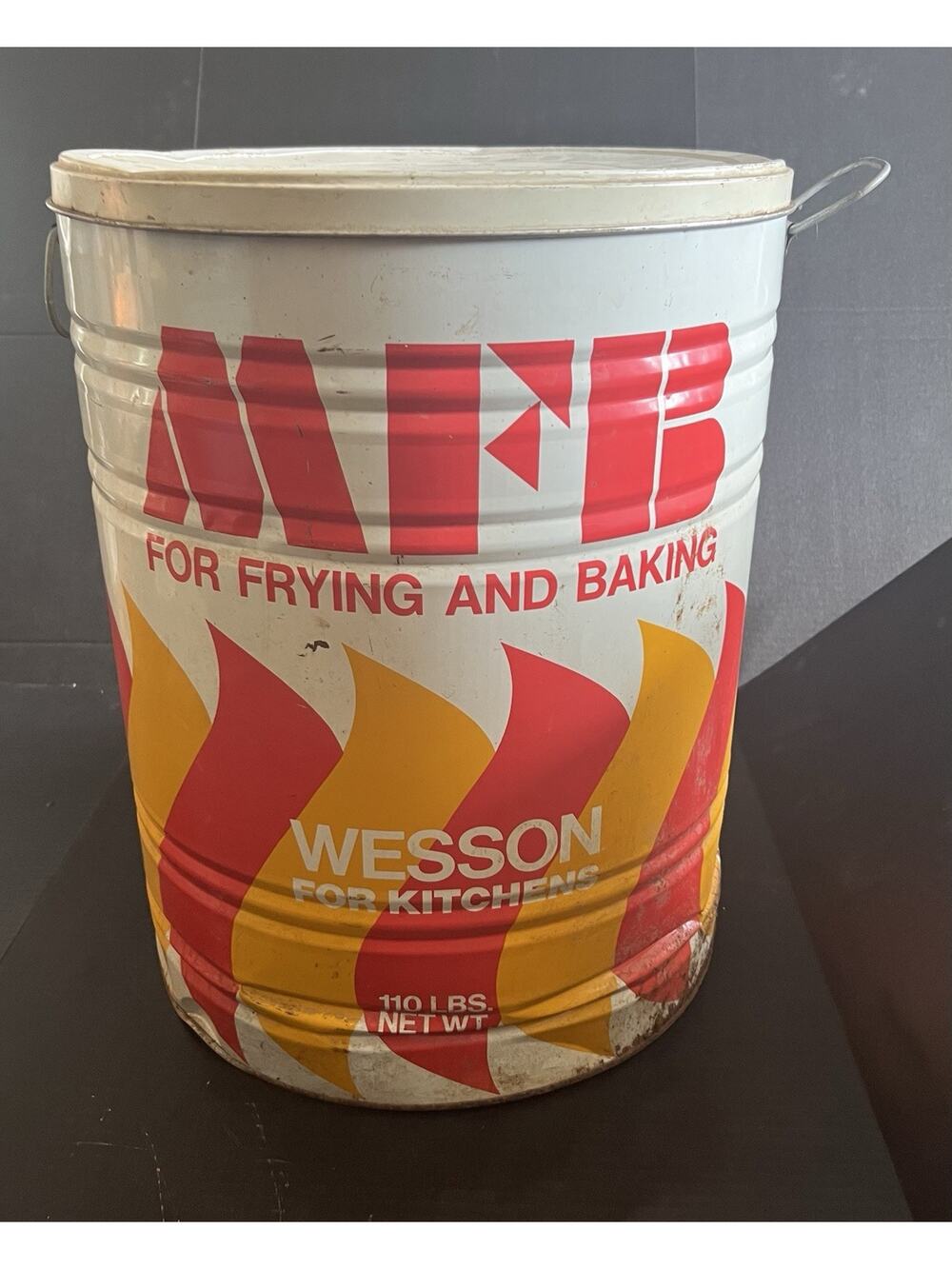 Vintage Advertising Wesson MFB 50 lb Shortening Metal Tin Can w/ Lid 16"x12"